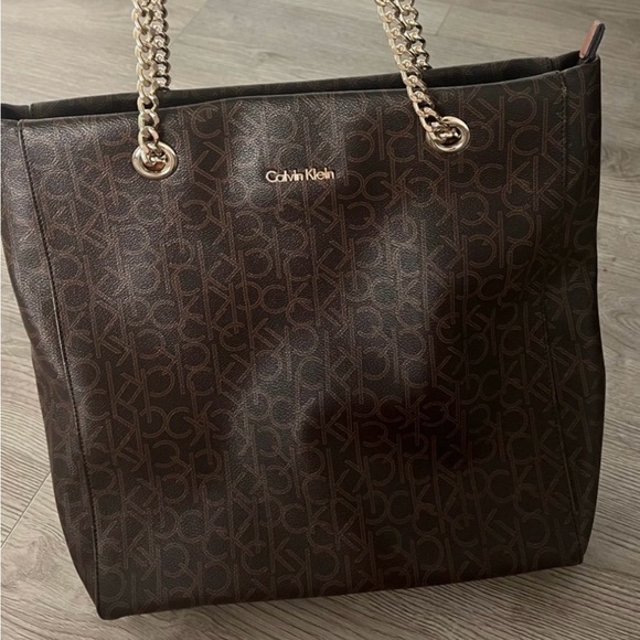 Calvin Klein Tote Bag - Picture 2 of 3